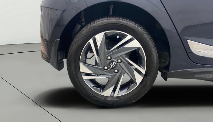 2023 Hyundai NEW I20 ASTA (O) 1.2 MT, Petrol, Manual, 13,901 km, Right Rear Wheel