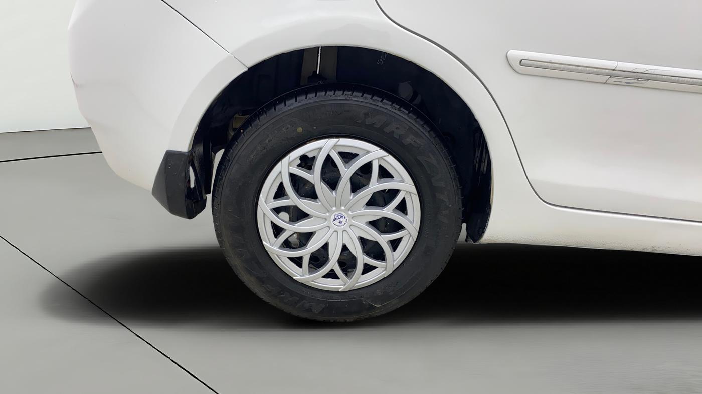2014 Maruti Swift Dzire VXI, Petrol, Manual, 55,720 km, Right Rear Wheel