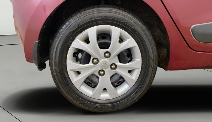 2016 Hyundai Grand i10 SPORTZ 1.2 KAPPA VTVT, Petrol, Manual, 70,780 km, Right Rear Wheel