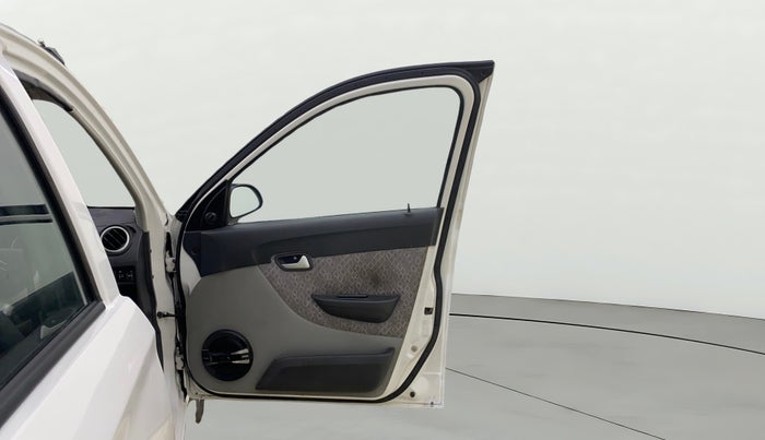 2017 Maruti Alto 800 LXI, CNG, Manual, 80,699 km, RHS Front Door