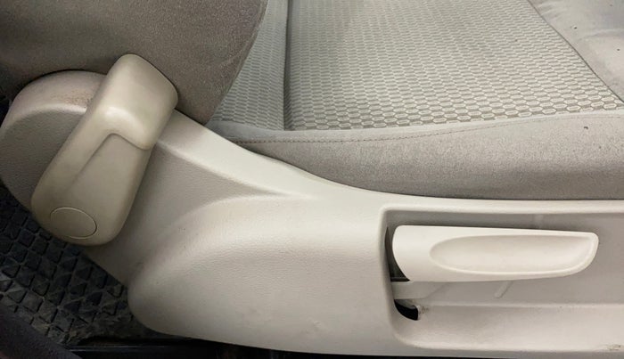 2013 Volkswagen Polo COMFORTLINE 1.2L PETROL, Petrol, Manual, 58,297 km, Driver Side Adjustment Panel