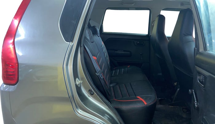 2022 Maruti New Wagon-R LXI CNG 1.0, CNG, Manual, 58,952 km, Right Side Rear Door Cabin
