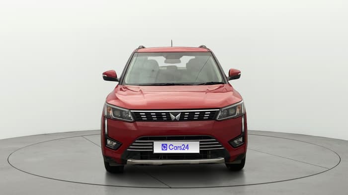 2023 Mahindra XUV300 W8 (O) 1.5 DIESEL AMT, Diesel, Automatic, 60,187 km, Front