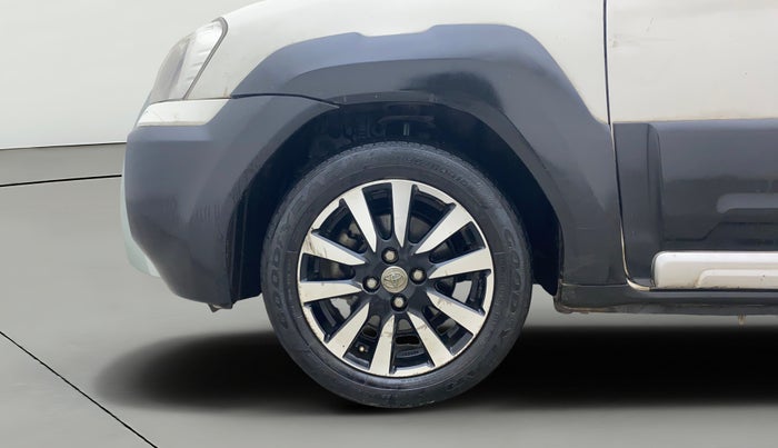 2014 Toyota Etios CROSS 1.4 VD, Diesel, Manual, 80,834 km, Left Front Wheel