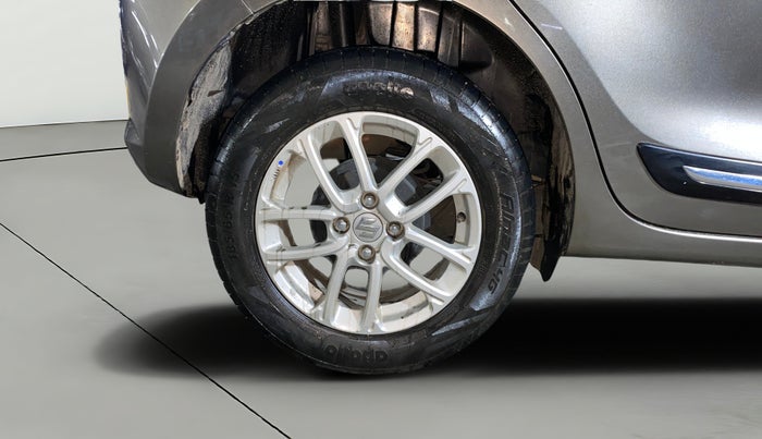 2021 Maruti Swift ZXI, Petrol, Manual, 7,983 km, Right Rear Wheel