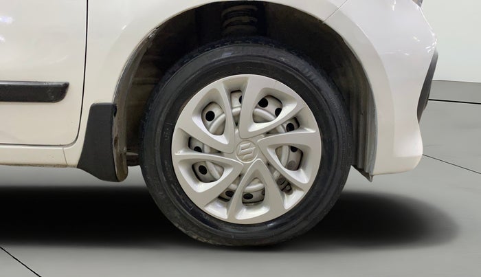 2022 Maruti Celerio LXI, Petrol, Manual, 42,962 km, Right Front Wheel