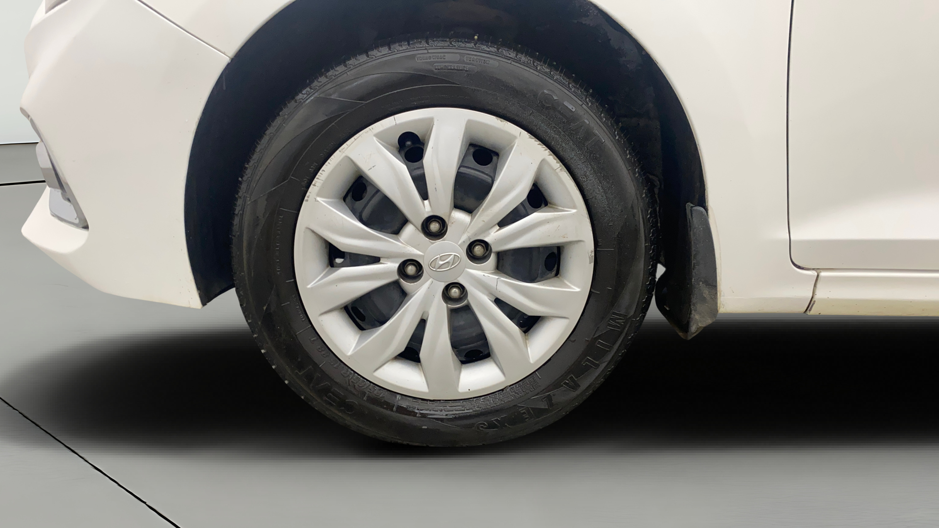 camera-Left-Front-Wheel