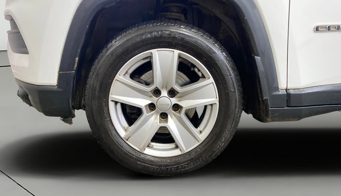 2021 Jeep Compass LONGITUDE (O) 2.0 DIESEL, Diesel, Manual, 1,08,615 km, Left Front Wheel