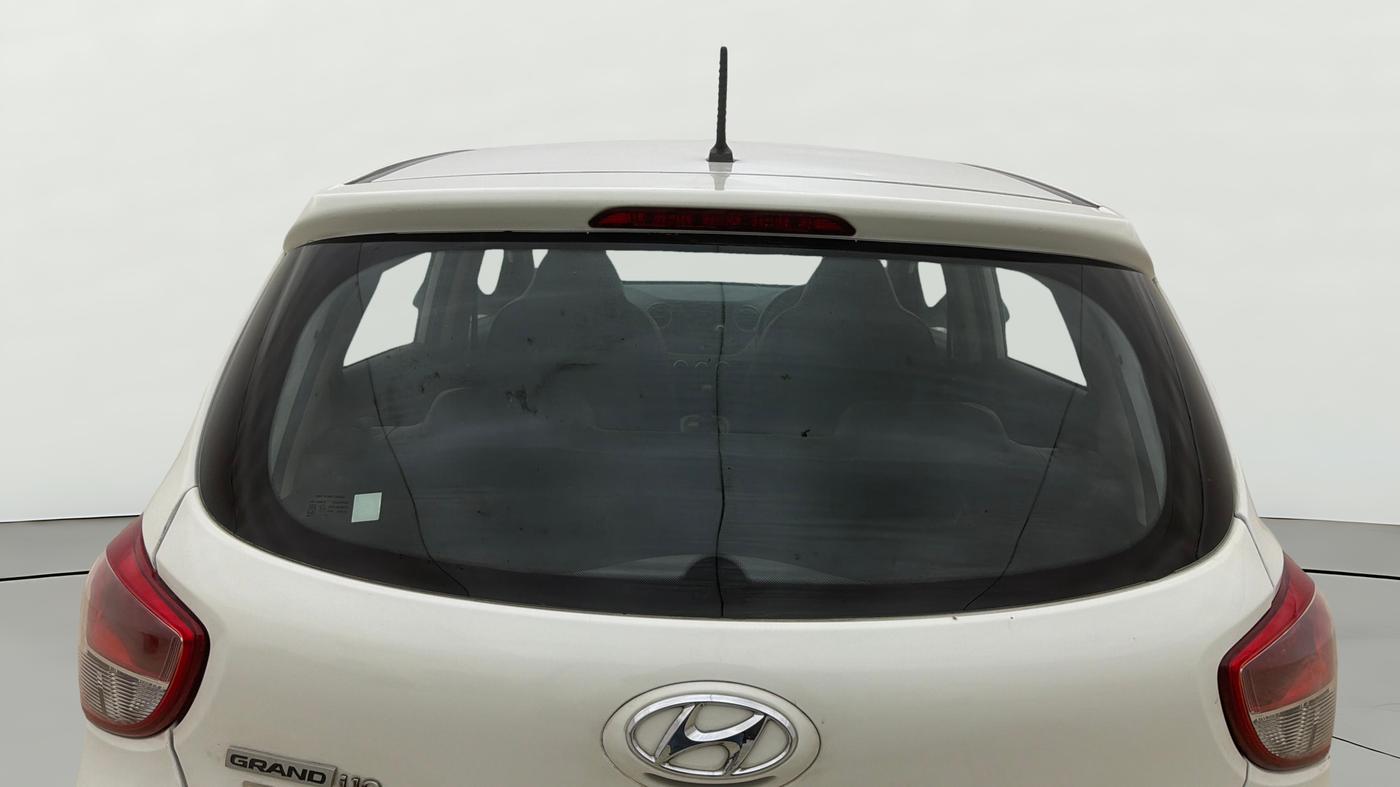 2017 Hyundai Grand i10 MAGNA AT 1.2 KAPPA VTVT, Petrol, Automatic, 11,163 km, Rear Windshield