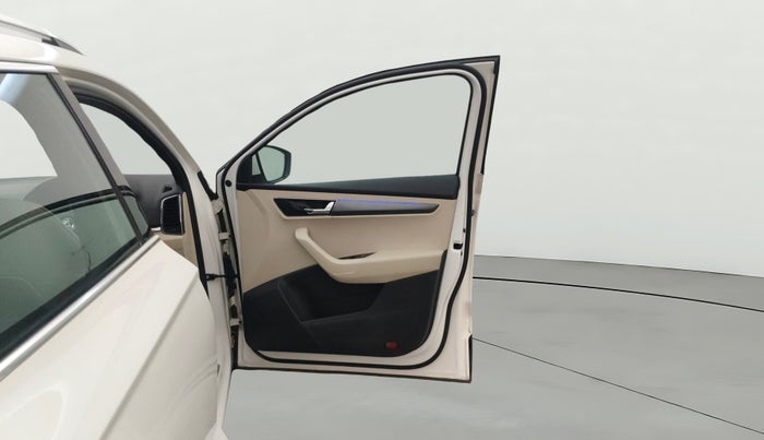 2020 Skoda Karoq STYLE 1.5 TSI AT, Petrol, Automatic, 92,444 km, RHS Front Door