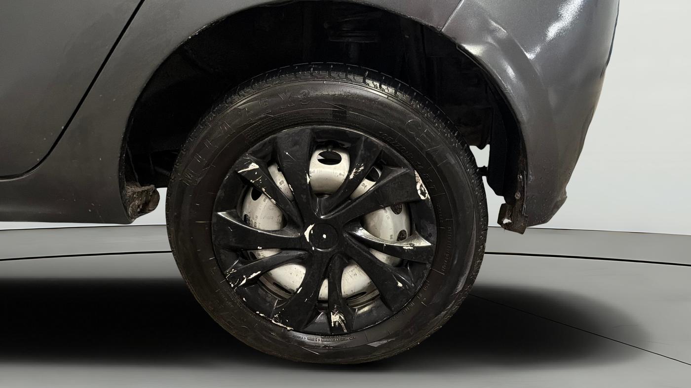 2023 Tata Tiago XM CNG, CNG, Manual, 63,884 km, Left Rear Wheel