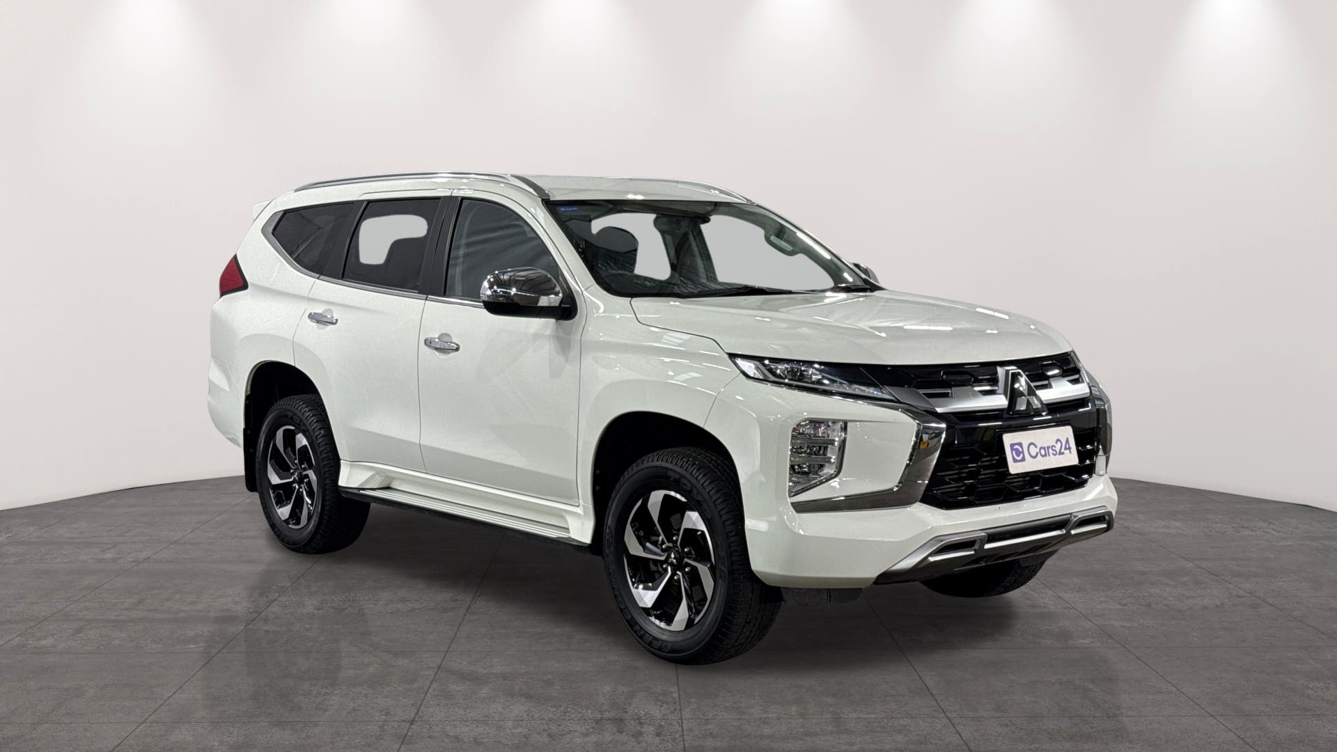 Mitsubishi Pajero Sport image