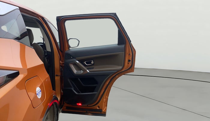 2019 Tata Harrier XZ 2.0L, Diesel, Manual, 69,490 km, RHS Rear Door