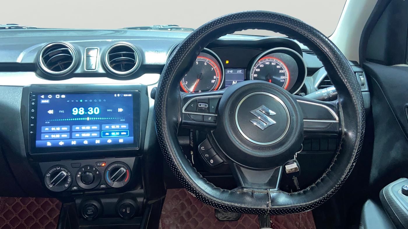 2020 Maruti Swift VXI AMT, Petrol, Automatic, 38,458 km, Steering Wheel Close Up