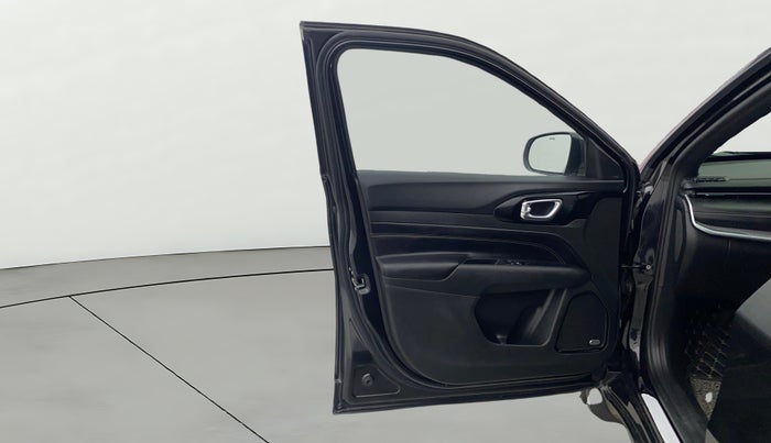 2022 Jeep Compass MODEL S (O) 2.0 DIESEL, Diesel, Manual, 89,754 km, LHS Front Door