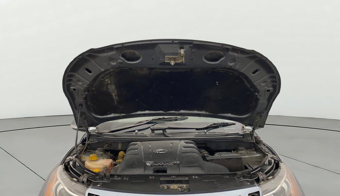 2014 Mahindra XUV500 W8, Diesel, Manual, 86,376 km, Open Bonet