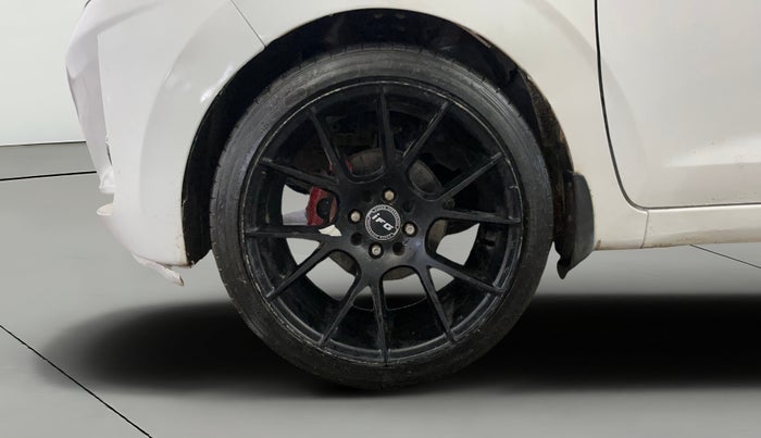 2022 Hyundai GRAND I10 NIOS SPORTZ 1.2 KAPPA VTVT CNG, CNG, Manual, 86,922 km, Left Front Wheel