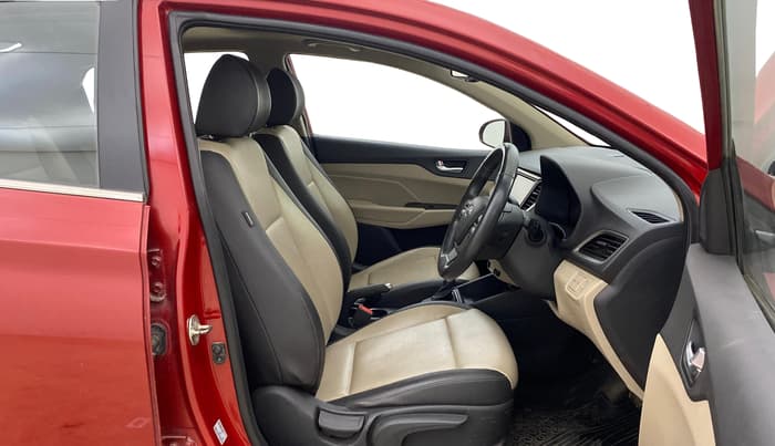 2019 Hyundai Verna 1.6 VTVT SX (O) AT, Petrol, Automatic, 26,169 km, Right Side Front Door Cabin