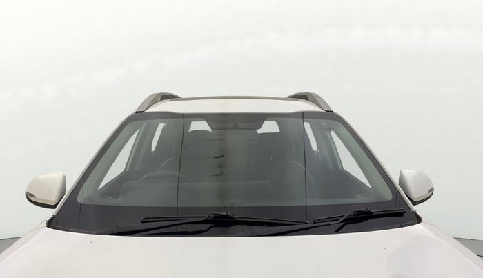 2021 KIA SONET GTX PLUS 1.5 AT, Diesel, Automatic, 63,914 km, Front Windshield