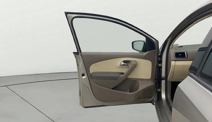 2015 Skoda Rapid 1.6 MPI ELEGANCE PLUS, Petrol, Manual, 1,26,232 km, LHS Front Door