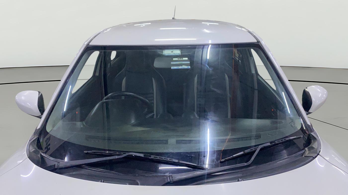 2020 Maruti Swift LXI, Petrol, Manual, 61,971 km, Front Windshield