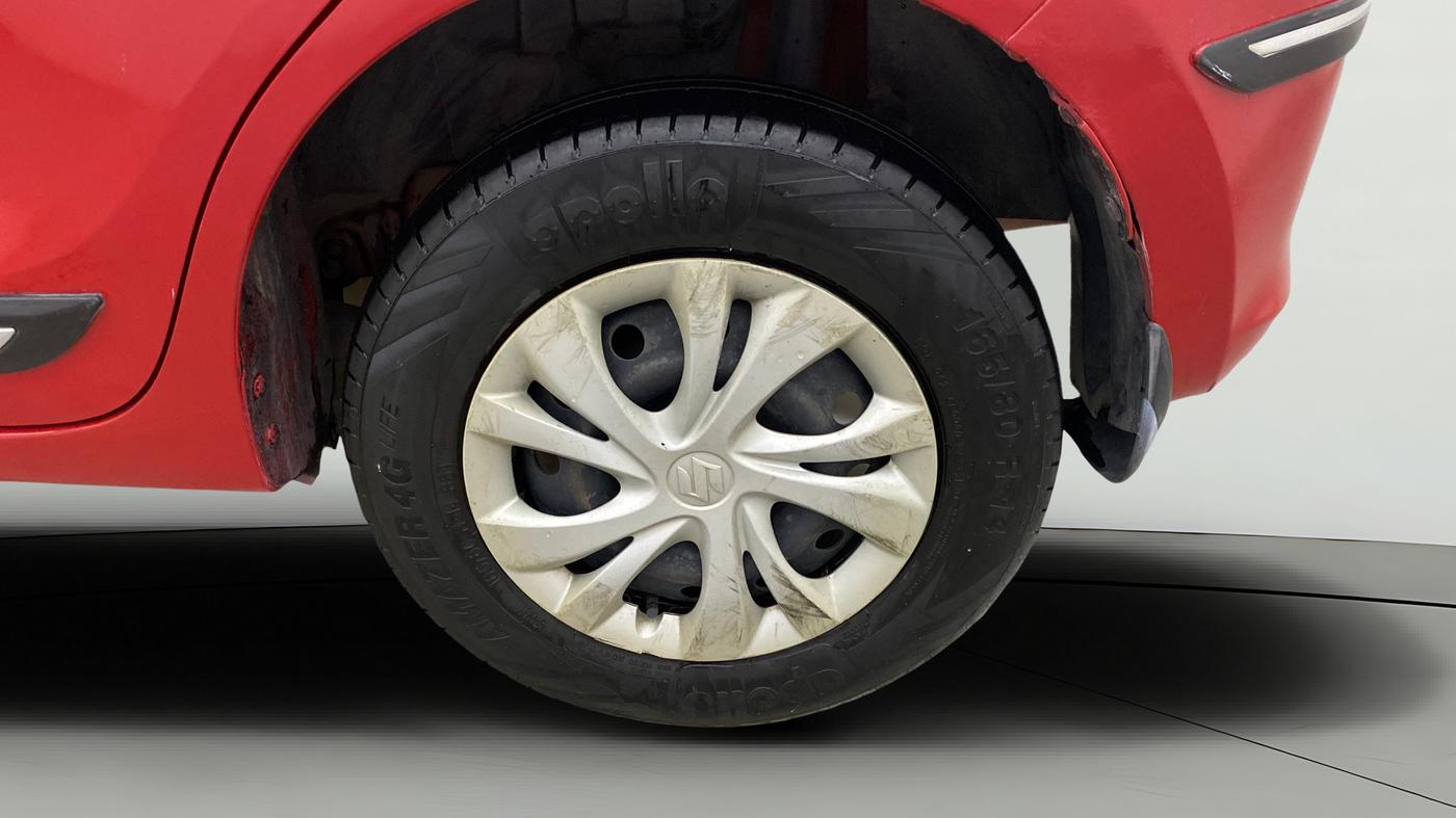 2018 Maruti Swift VDI, Diesel, Manual, 1,00,745 km, Left Rear Wheel