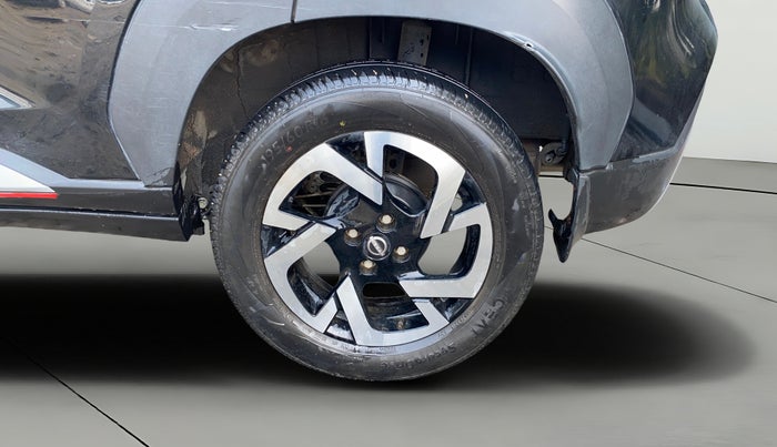 2022 Nissan MAGNITE XV RED EDITION, Petrol, Manual, 15,243 km, Left Rear Wheel