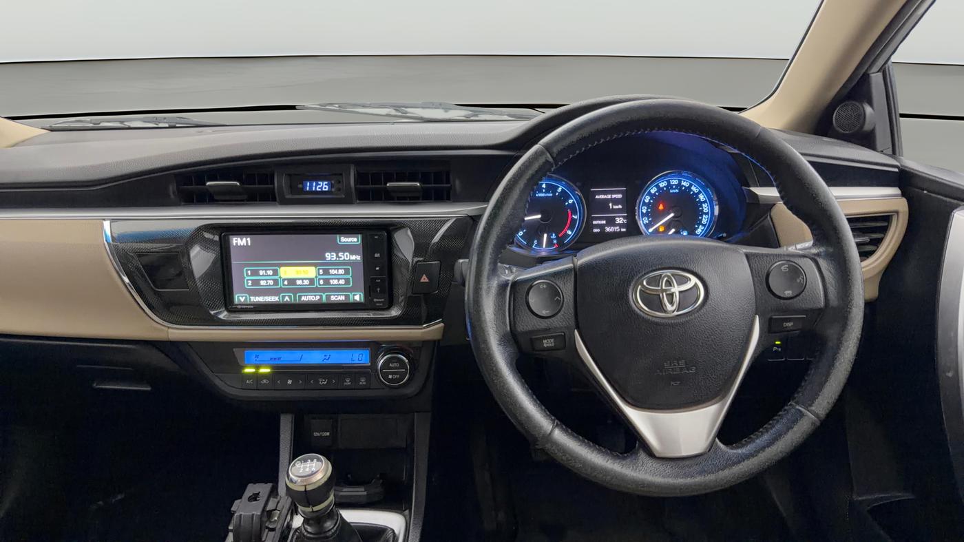 2015 Toyota Corolla Altis GL PETROL, Petrol, Manual, 36,807 km, Steering Wheel Close Up
