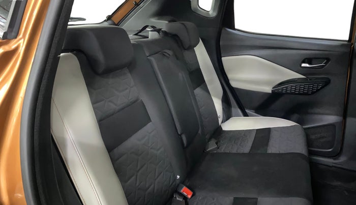 2024 Nissan MAGNITE Tekna B4D 1.0 Petrol MT, Petrol, Manual, 20,841 km, Right Side Rear Door Cabin