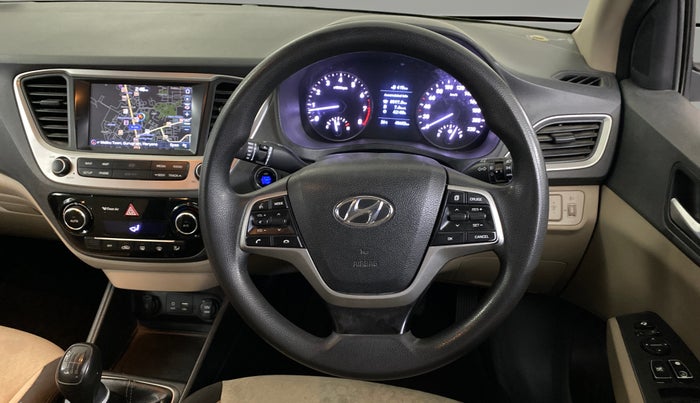 2018 Hyundai Verna 1.6 VTVT SX, Petrol, Manual, 48,551 km, Steering Wheel Close Up