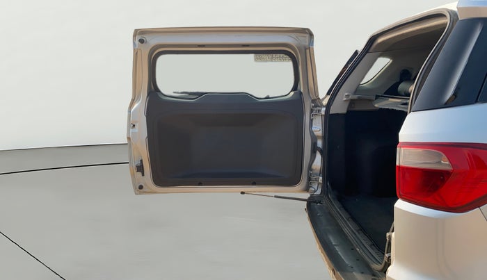 2014 Ford Ecosport TITANIUM 1.5L DIESEL (OPT), Diesel, Manual, 1,15,278 km, Boot Door Open