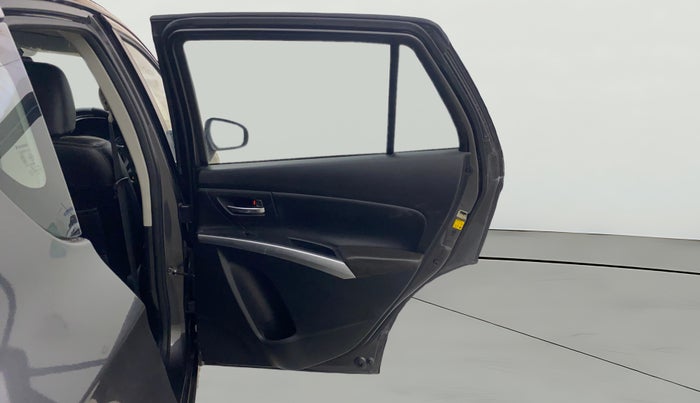 2020 Maruti S Cross ALPHA AT1.5, Petrol, Automatic, 31,990 km, RHS Rear Door