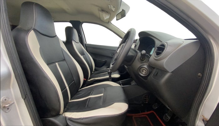 2020 Renault Kwid RXT 0.8, Petrol, Manual, 56,213 km, Right Side Front Door Cabin