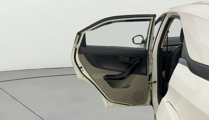 2018 Tata NEXON XM PETROL, Petrol, Manual, 33,553 km, LHS Rear Door