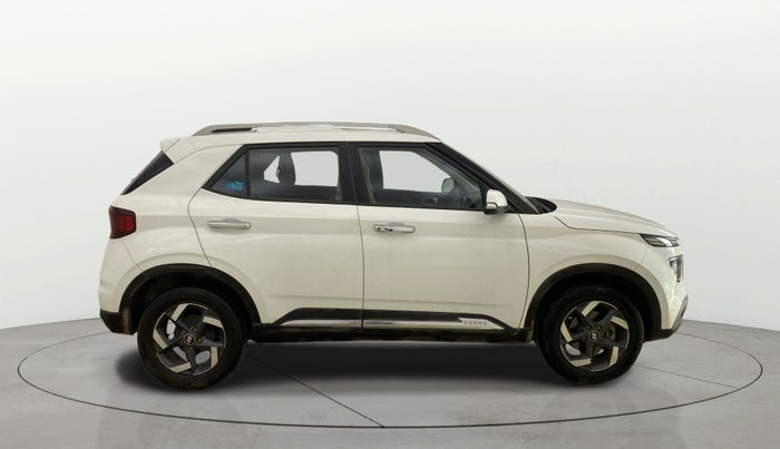 2019 Hyundai VENUE SX(O) 1.4 CRDI, Diesel, Manual, 72,133 km, Right Side View