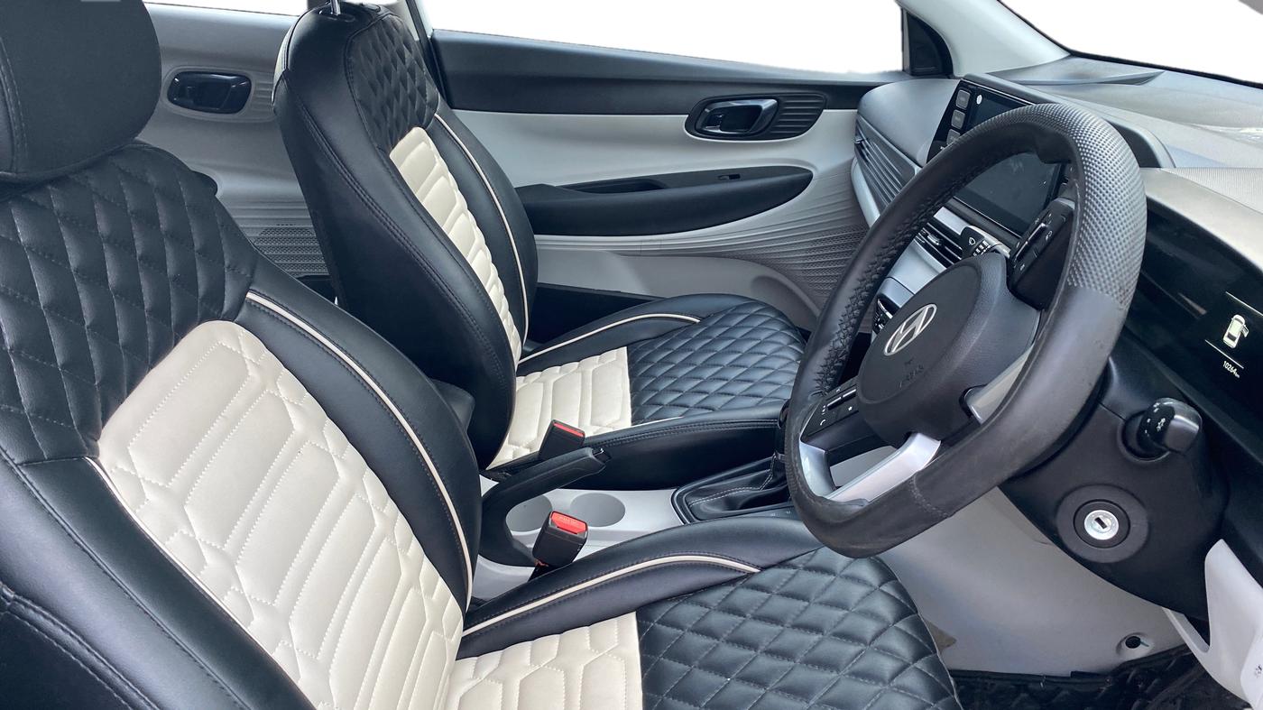 2025 Hyundai NEW I20 SPORTZ 1.2 IVT, Petrol, Automatic, 10,261 km, Right Side Front Door Cabin