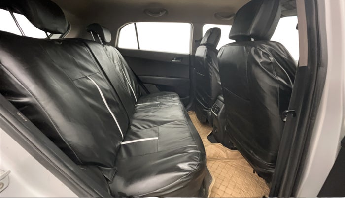 2016 Hyundai Creta SX PLUS 1.6 PETROL, CNG, Manual, 93,797 km, Right Side Rear Door Cabin