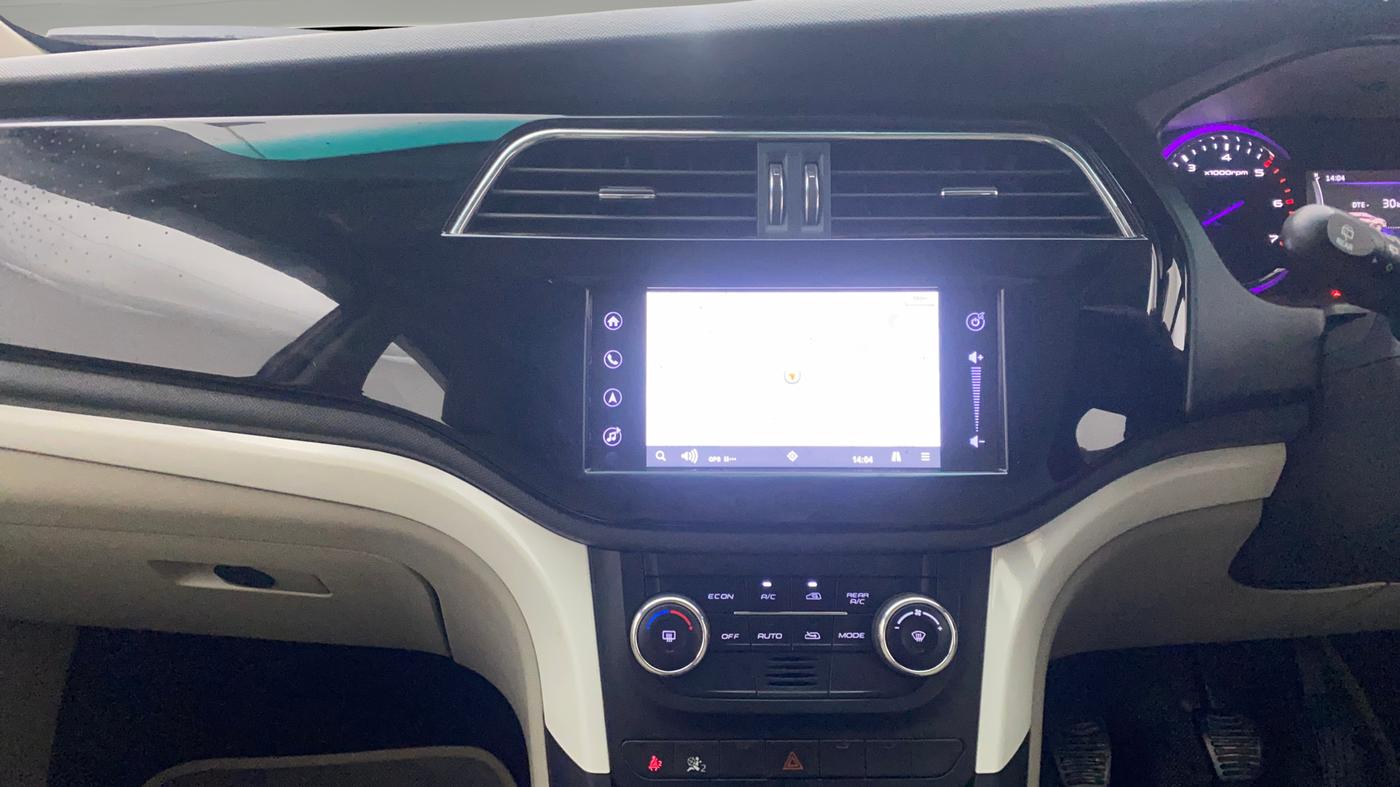 2018 Mahindra MARAZZO M8 7 STR, Diesel, Manual, 49,420 km, Air Conditioner