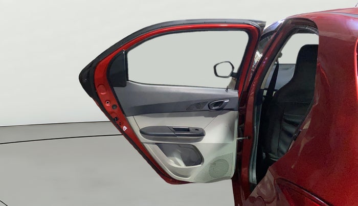 2018 Tata Tiago XT PETROL, Petrol, Manual, 1,06,040 km, LHS Rear Door