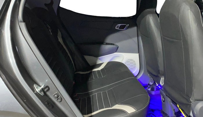 2025 Hyundai GRAND I10 NIOS Sportz (O) 1.2 Kappa AMT, Petrol, Automatic, 7,112 km, Right Side Rear Door Cabin