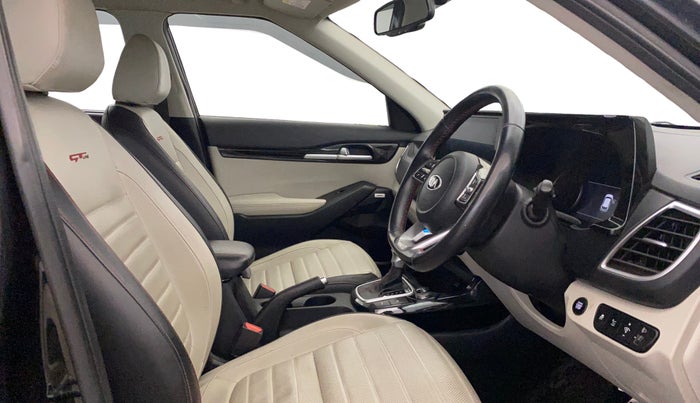2019 KIA SELTOS GTX PLUS DCT 1.4 PETROL, Petrol, Automatic, 99,644 km, Right Side Front Door Cabin