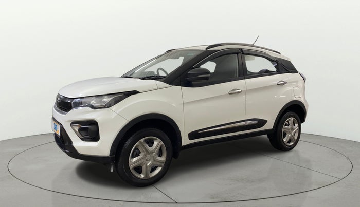 2022 Tata NEXON XM SUNROOF PETROL, Petrol, Manual, 12,782 km, Left Front Diagonal