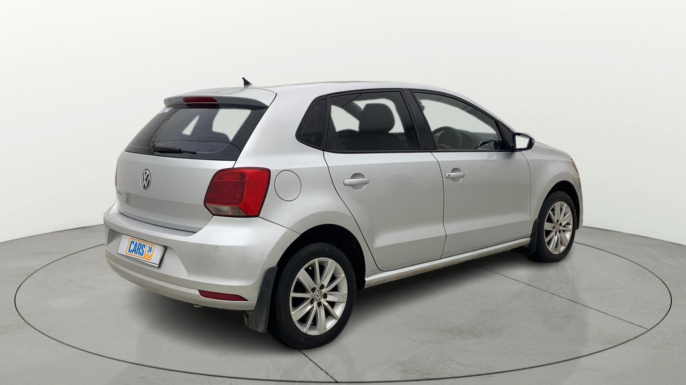 2016 Volkswagen Polo HIGHLINE1.2L, Petrol, Manual, 59,902 km, Right Back Diagonal