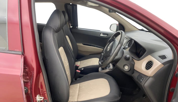 2015 Hyundai Grand i10 SPORTZ 1.2 KAPPA VTVT, Petrol, Manual, 1,01,302 km, Right Side Front Door Cabin