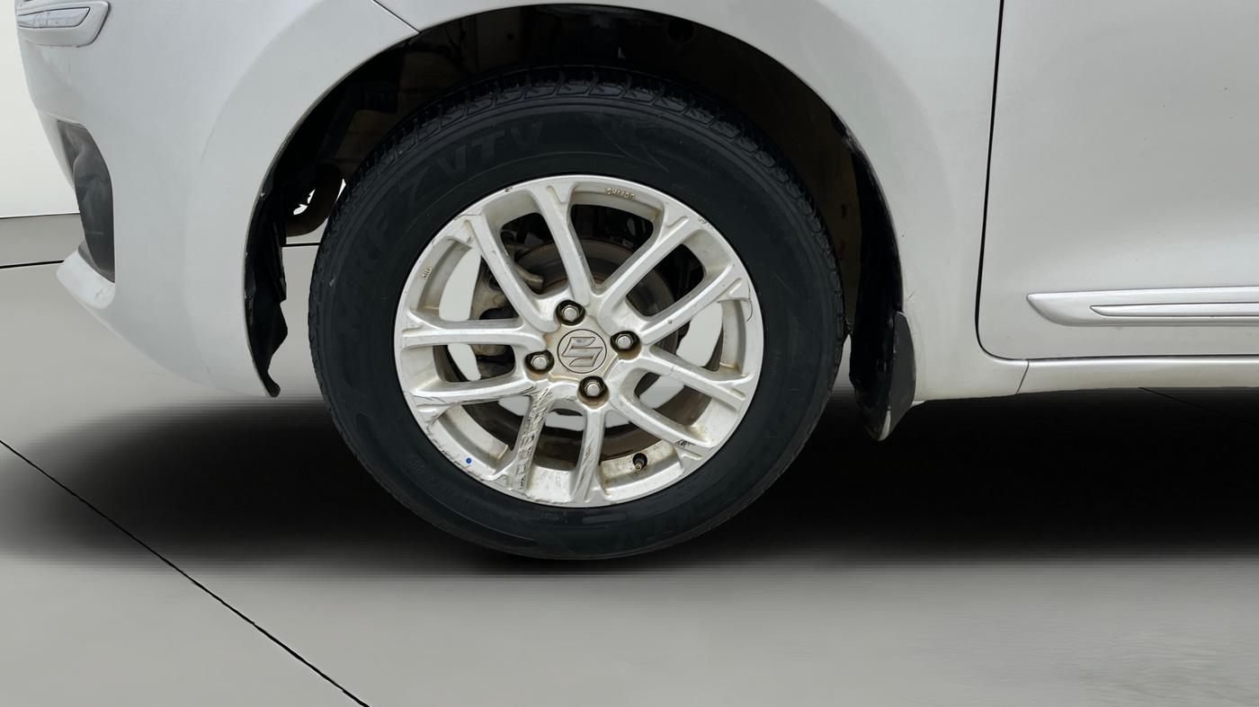 2018 Maruti Swift ZXI AMT, Petrol, Automatic, 59,177 km, Left Front Wheel