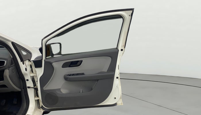 2020 Tata ALTROZ XT PETROL, Petrol, Manual, 53,590 km, RHS Front Door