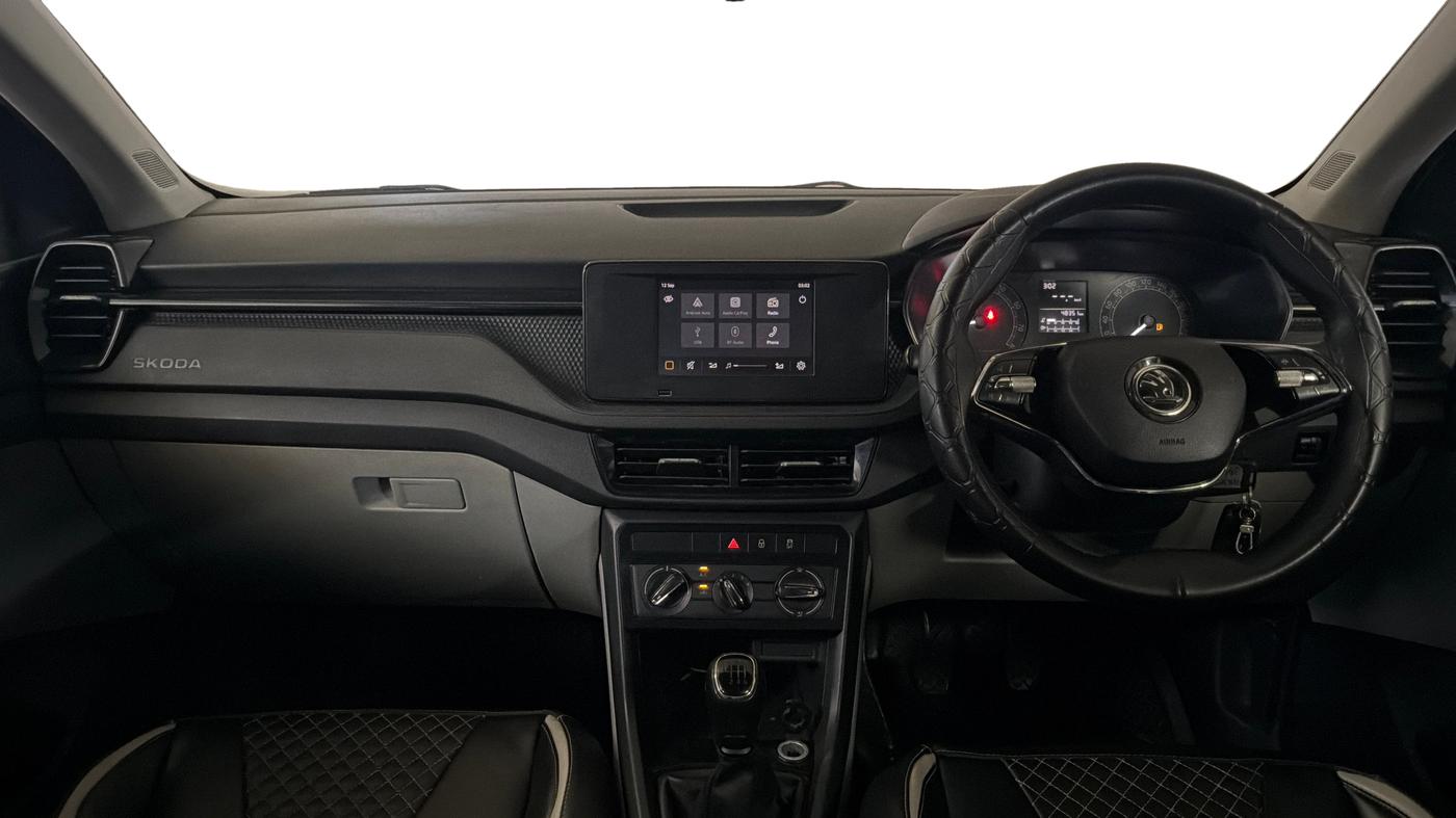 2022 Skoda KUSHAQ ACTIVE 1.0L TSI MT, Petrol, Manual, 48,288 km, Dashboard