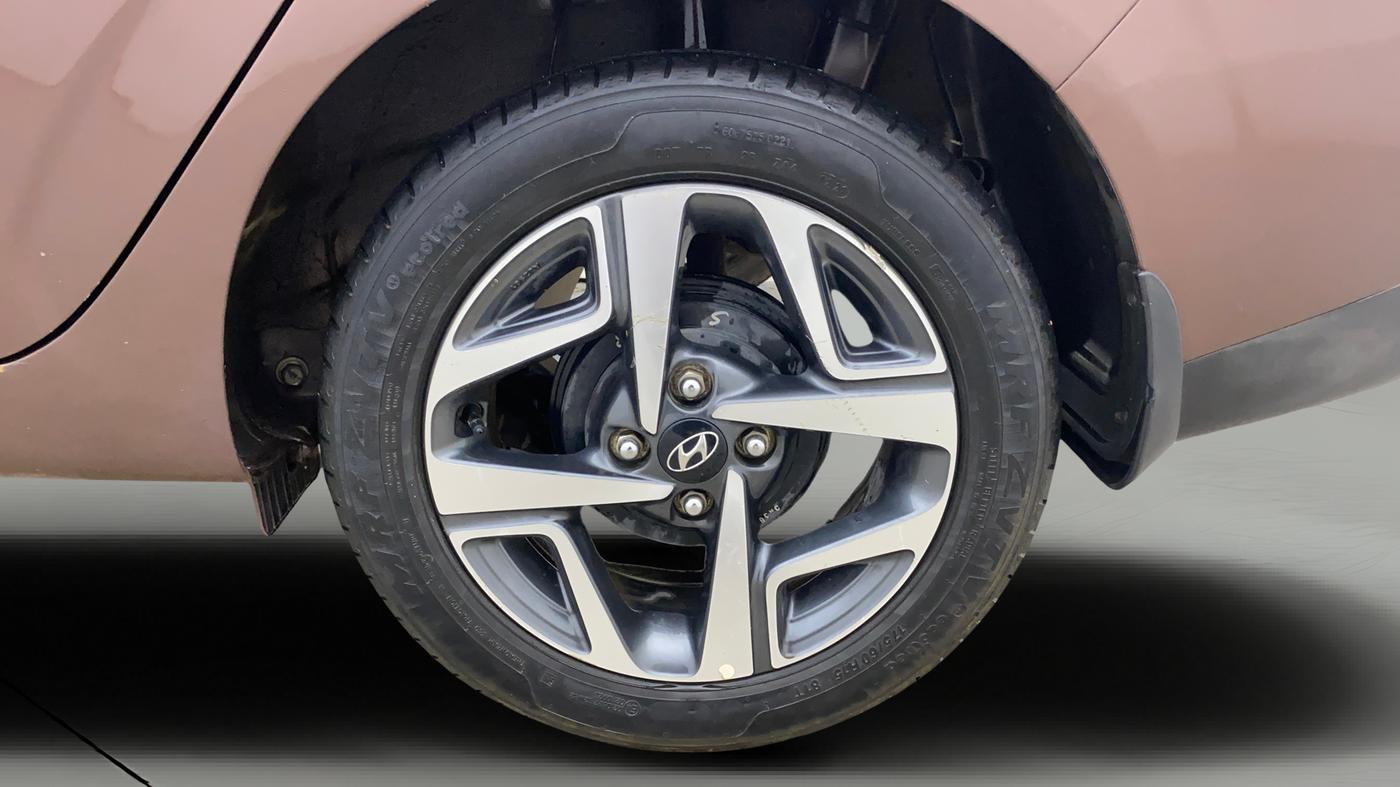 2021 Hyundai AURA SX 1.2, Petrol, Manual, 21,246 km, Left Rear Wheel
