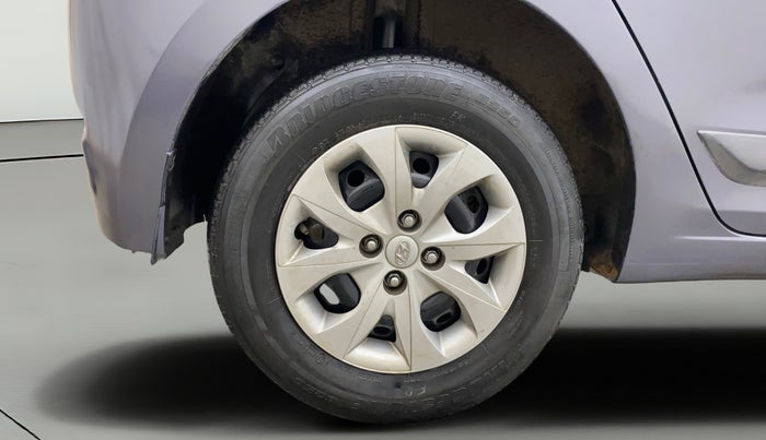 2015 Hyundai Elite i20 SPORTZ 1.4 CRDI, Diesel, Manual, 94,041 km, Right Rear Wheel