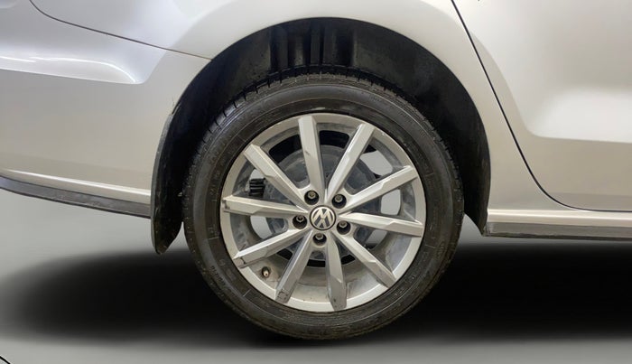 2019 Volkswagen Vento HIGHLINE PLUS 1.2 AT, Petrol, Automatic, 49,445 km, Right Rear Wheel